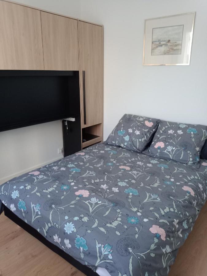 Appartement F2 Meuble Centre Ville Brive-la-Gaillarde Kültér fotó